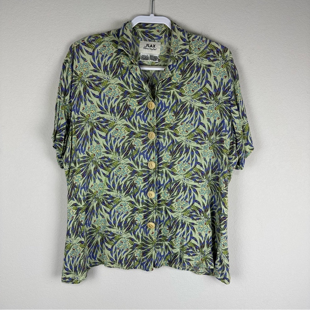 Flax Short-Sleeve Button Front Top in Light Green and Navy Floral